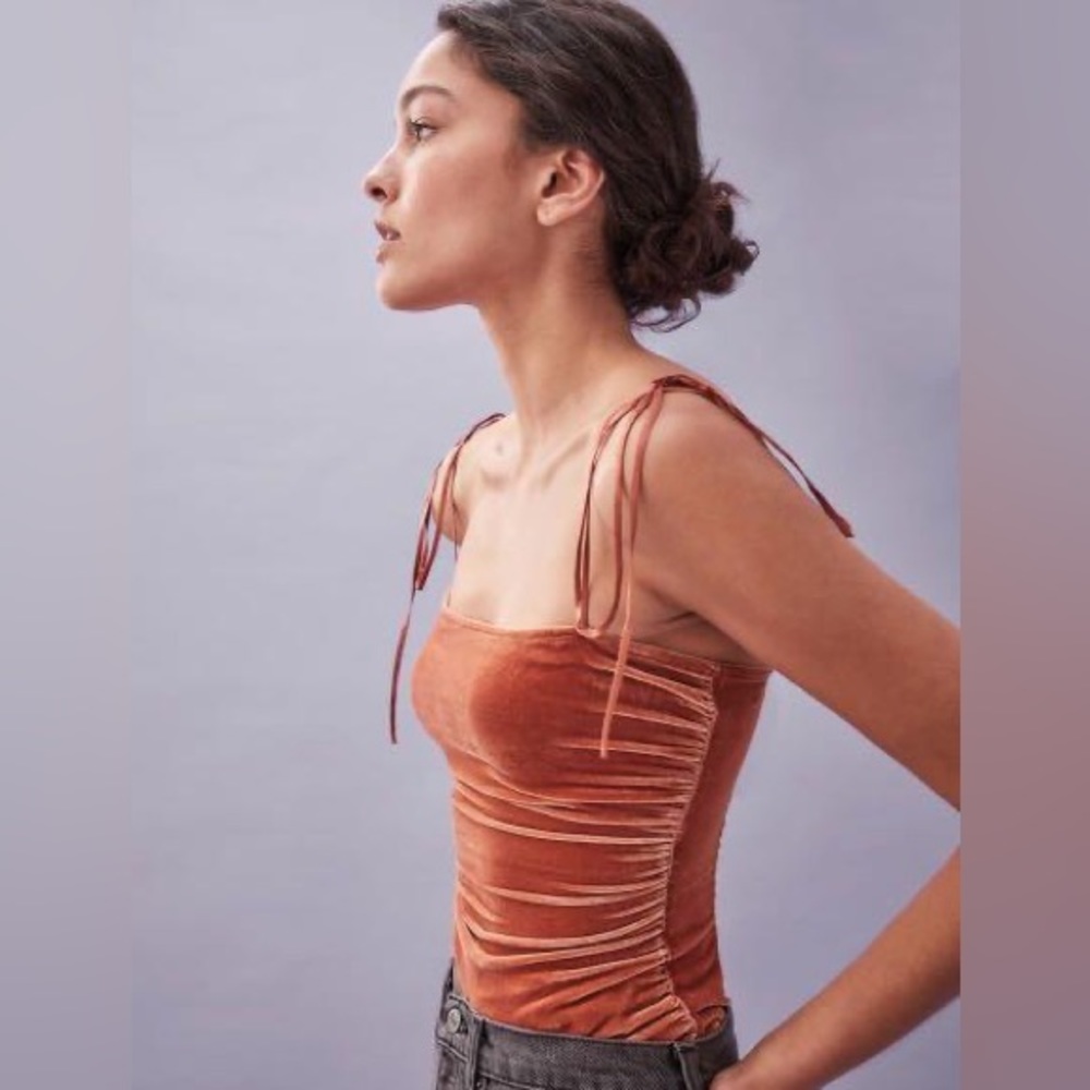 Reformation Vino Top in Salmon